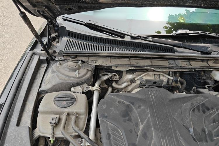 Used Hongqi H5 2025 1.5T DCT Qiyun 500 000th Unit Commemorative Edition Engine Bay Right
