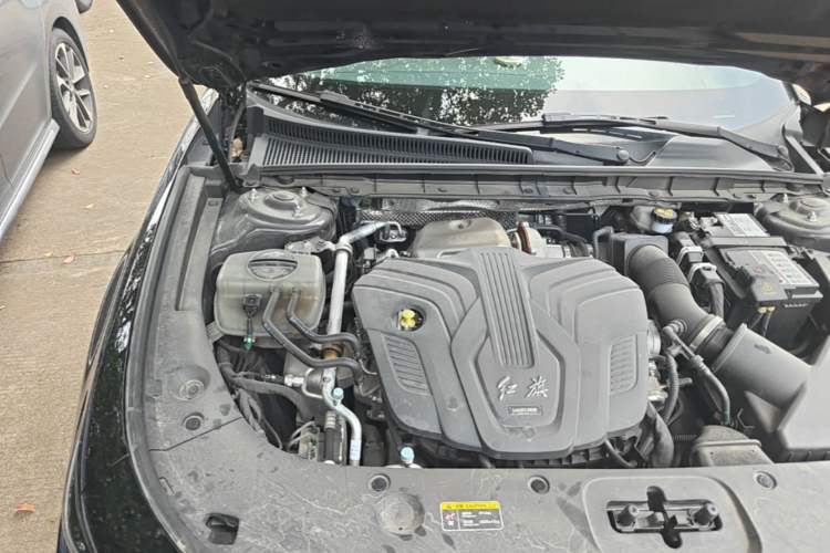 Used Hongqi H5 2025 2.0T Automatic Xuan Ying Edition Engine Bay Right