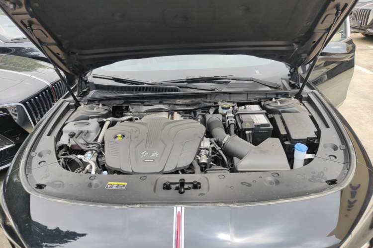 Used Hongqi H5 2025 2.0T Automatic Flagship 500 000th Unit Anniversary Edition Engine Bay