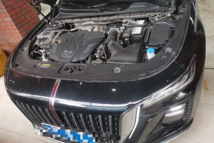 Used Hongqi H5 2025 2.0T Automatic Flag Edition – 500 000 Units Commemorative Version Engine Bay