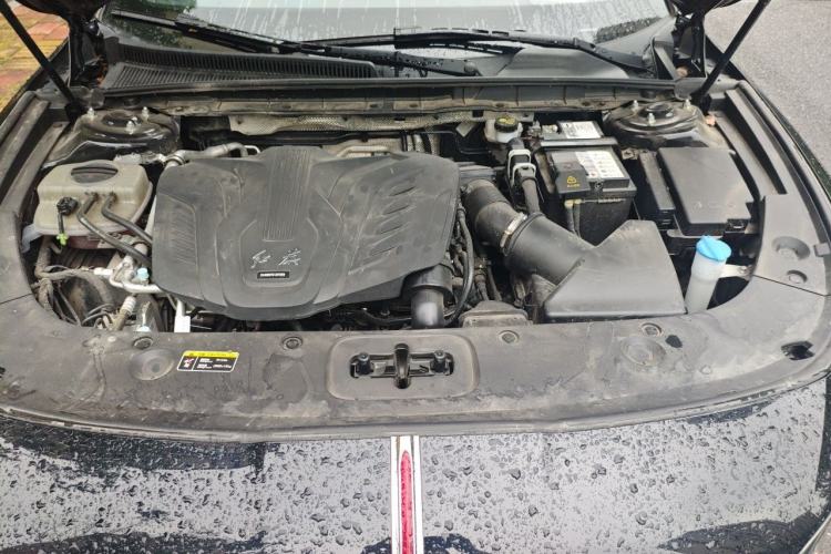 Used Hongqi H5 2025 1.5T DCT Qiyun 500 000th Unit Commemorative Edition Engine Bay