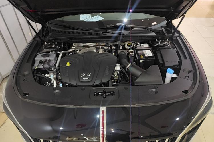 Used Hongqi H5 2025 2.0T Automatic Flag Edition – 500 000 Units Commemorative Version Engine Bay