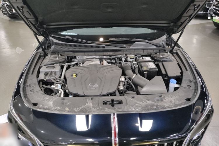 Used Hongqi H5 2025 2.0T Automatic Flag Edition – 500 000 Units Commemorative Version Engine Bay
