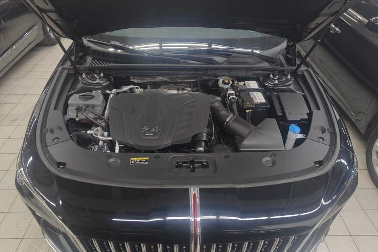 Used Hongqi H5 2025 1.5T DCT Qiyun 500 000th Unit Commemorative Edition Engine Bay