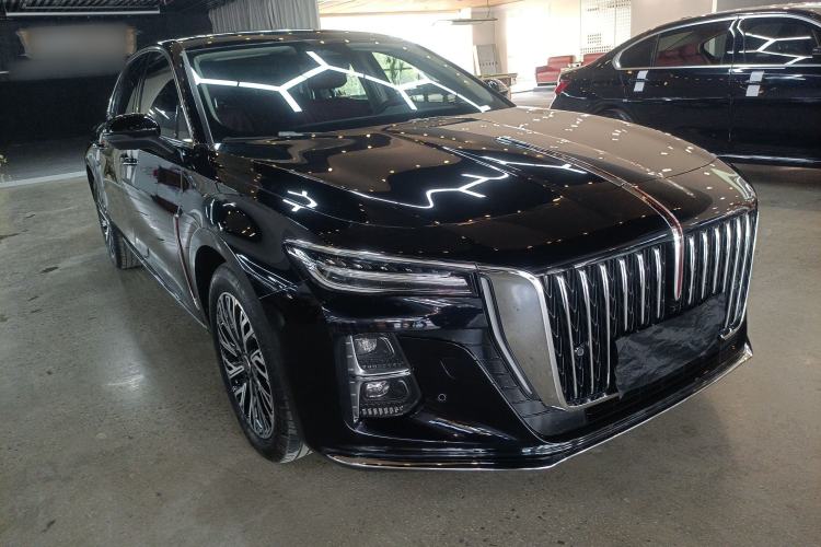 Used Hongqi H5 2025 2.0T Automatic Flag Edition – 500 000 Units Commemorative Version Exterior 1