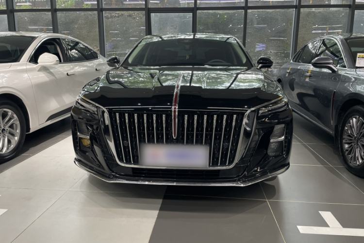 Used Hongqi H5 2025 2.0T Automatic Flag Edition – 500 000 Units Commemorative Version Exterior 1