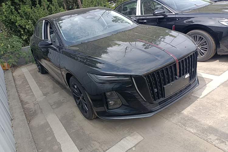 Used Hongqi H5 2025 2.0T Automatic Xuan Ying Edition Exterior 1