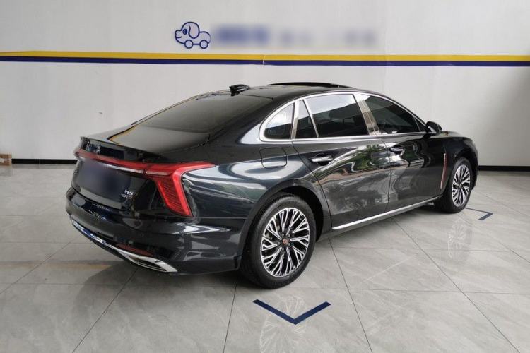 Used Hongqi H5 2025 2.0T Automatic Flag Edition – 500 000 Units Commemorative Version Exterior 2