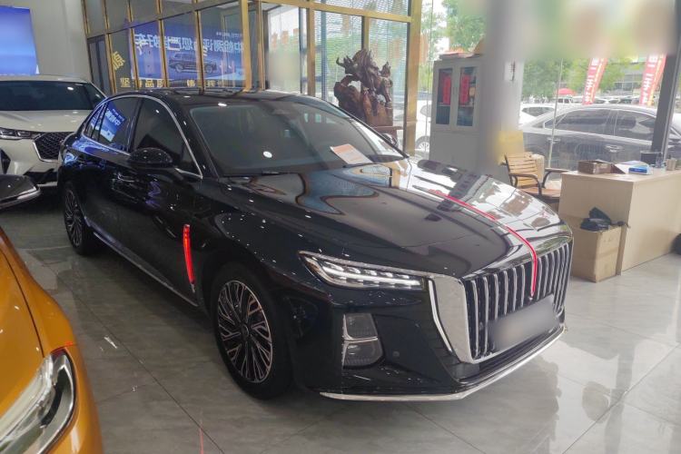 Used Hongqi H5 2025 2.0T Automatic Flag Edition – 500 000 Units Commemorative Version Exterior 2