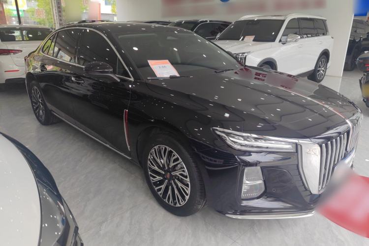 Used Hongqi H5 2025 2.0T Automatic Flag Edition – 500 000 Units Commemorative Version Exterior 2