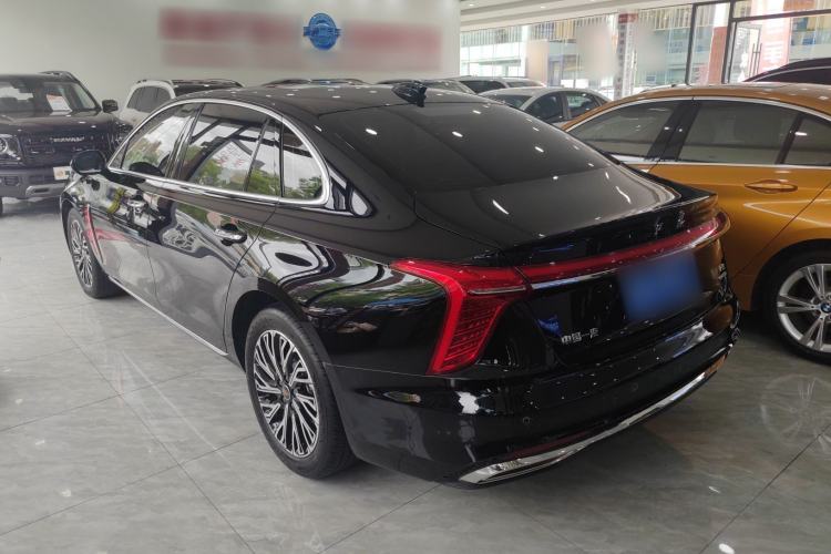 Used Hongqi H5 2025 2.0T Automatic Flag Edition – 500 000 Units Commemorative Version Exterior 3
