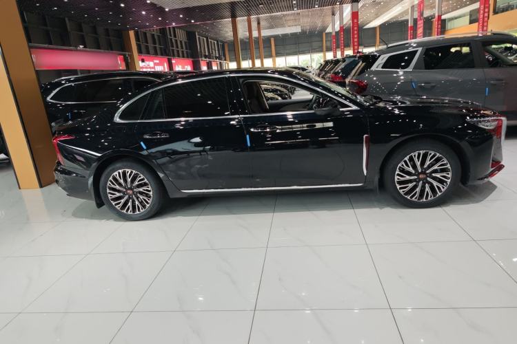 Used Hongqi H5 2025 2.0T Automatic Flag Edition – 500 000 Units Commemorative Version Exterior 3