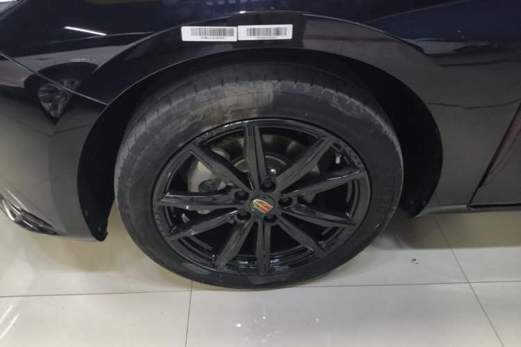 Used Hongqi H5 2025 1.5T DCT Xuan Ying Edition Exterior 4