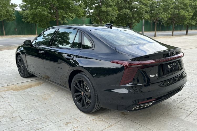 Used Hongqi H5 2025 2.0T Automatic Xuan Ying Edition Exterior 4