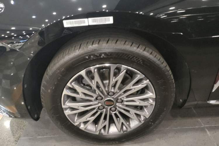 Used Hongqi H5 2025 1.5T DCT Qiyun 500 000th Unit Commemorative Edition Exterior 4