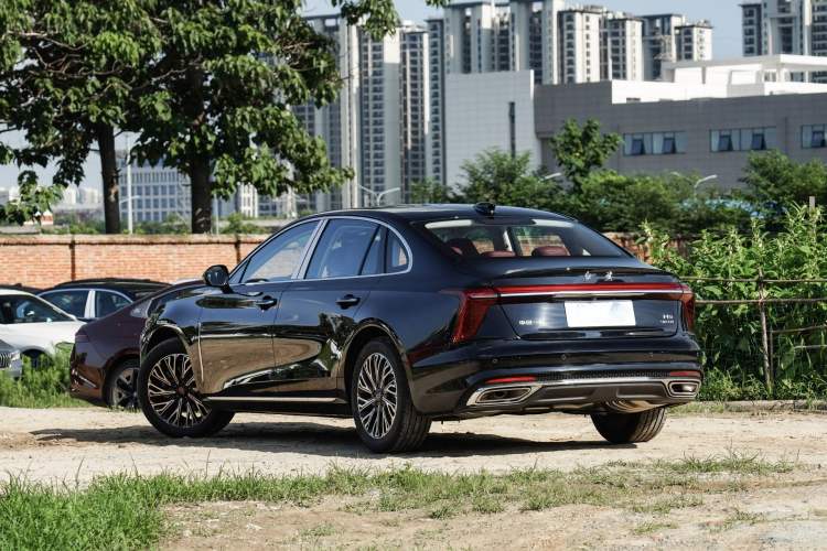 Used Hongqi H5 2025 2.0T Automatic Flag Edition – 500 000 Units Commemorative Version Exterior 4