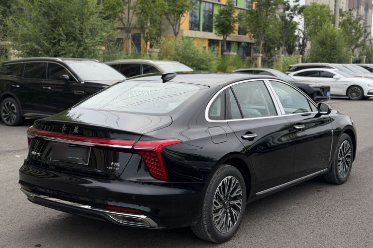 Used Hongqi H5 2025 2.0T Automatic Flag Edition – 500 000 Units Commemorative Version Exterior 4