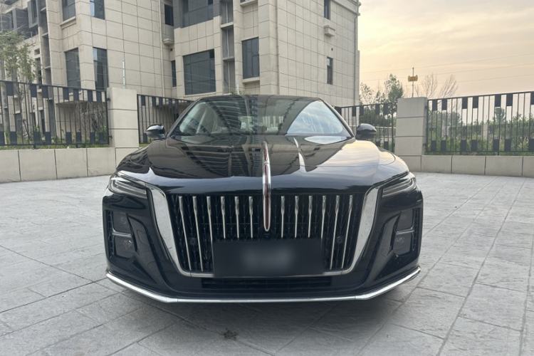 Used Hongqi H5 2025 2.0T Automatic Flag Edition – 500 000 Units Commemorative Version Exterior 4