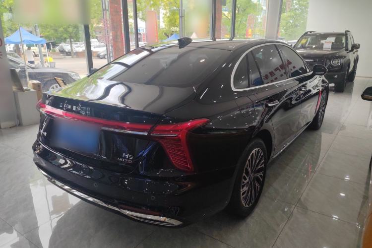Used Hongqi H5 2025 2.0T Automatic Flag Edition – 500 000 Units Commemorative Version Exterior 5