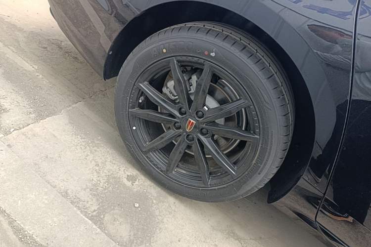 Used Hongqi H5 2025 2.0T Automatic Xuan Ying Edition Exterior 5