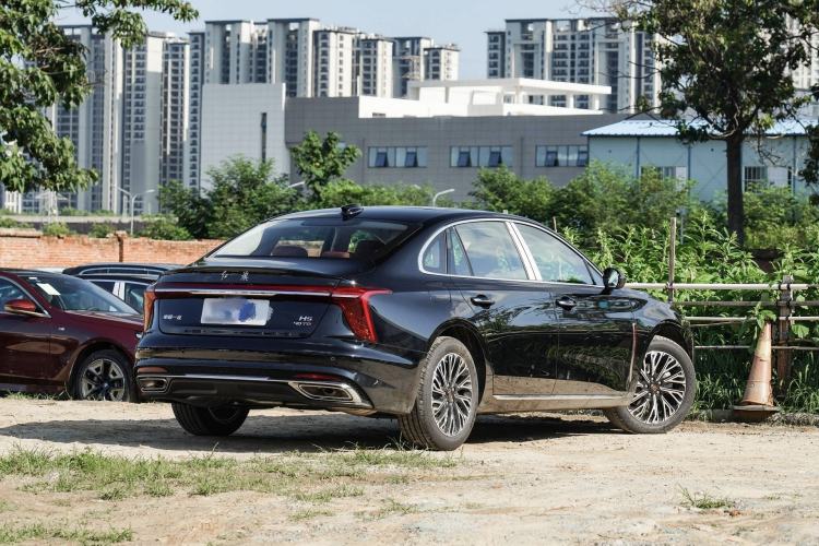Used Hongqi H5 2025 2.0T Automatic Flag Edition – 500 000 Units Commemorative Version Exterior 6