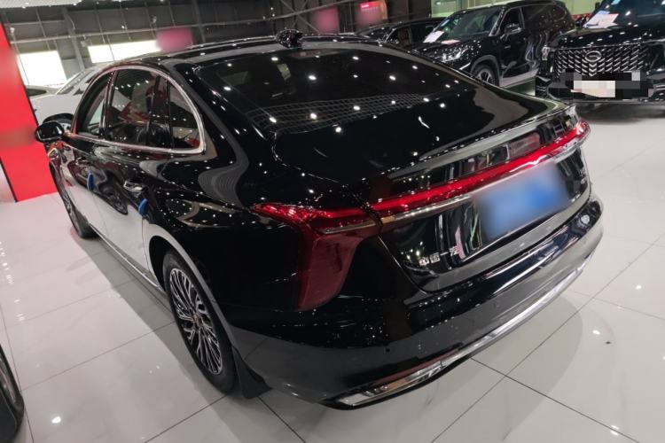 Used Hongqi H5 2025 2.0T Automatic Flag Edition – 500 000 Units Commemorative Version Exterior 6