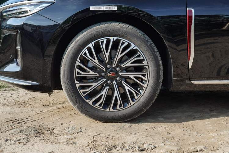 Used Hongqi H5 2025 2.0T Automatic Flag Edition – 500 000 Units Commemorative Version Exterior 7