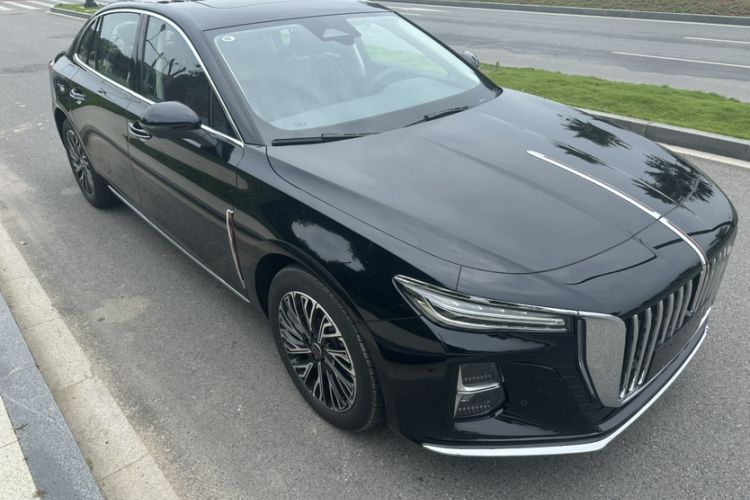 Used Hongqi H5 2025 2.0T Automatic Flag Edition – 500 000 Units Commemorative Version Exterior 7