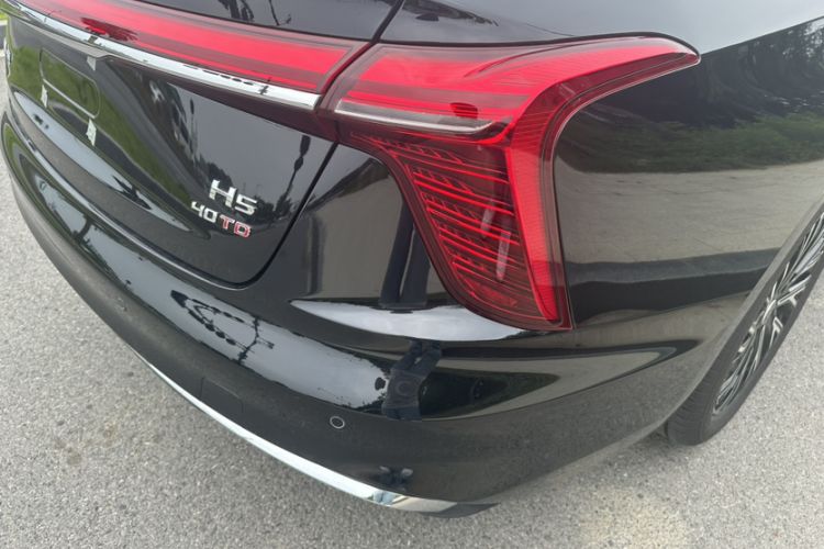 Used Hongqi H5 2025 2.0T Automatic Flag Edition – 500 000 Units Commemorative Version Exterior 7