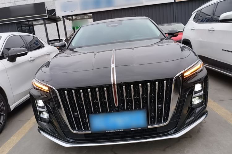 Used Hongqi H5 2025 2.0T Automatic Flag Edition – 500 000 Units Commemorative Version Front