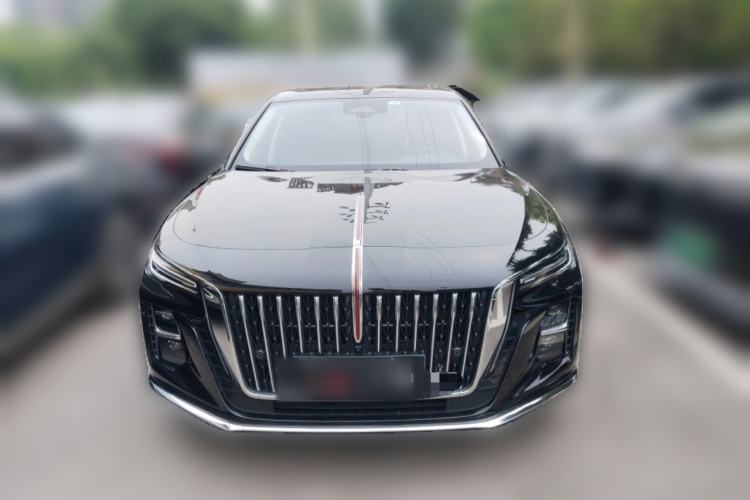 Used Hongqi H5 2025 2.0T Automatic Flag Edition – 500 000 Units Commemorative Version Front