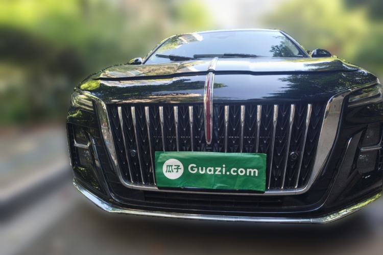 Used Hongqi H5 2025 2.0T Automatic Flag Edition – 500 000 Units Commemorative Version Front