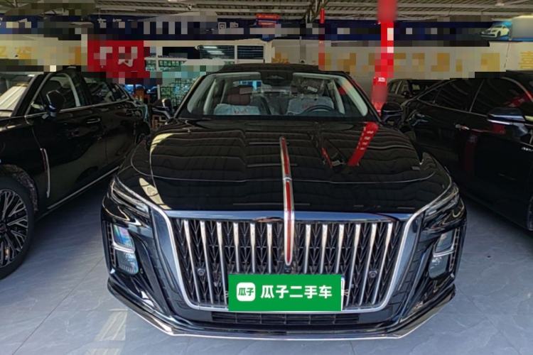 Used Hongqi H5 2025 2.0T Automatic Flag Edition – 500 000 Units Commemorative Version Front