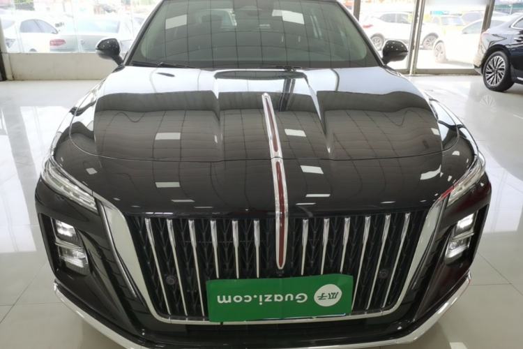 Used Hongqi H5 2025 2.0T Automatic Flag Edition – 500 000 Units Commemorative Version Front