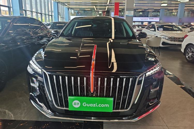 Used Hongqi H5 2025 2.0T Automatic Flag Edition – 500 000 Units Commemorative Version Front