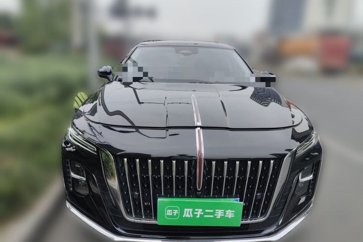 Used Hongqi H5 2025 2.0T Automatic Flag Edition – 500 000 Units Commemorative Version Front