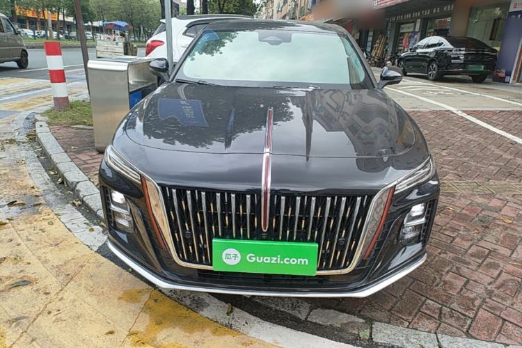 Used Hongqi H5 2025 2.0T Automatic Flag Edition – 500 000 Units Commemorative Version Front