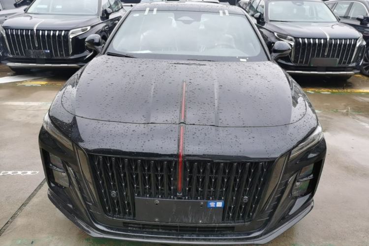 Used Hongqi H5 2025 2.0T Automatic Xuan Ying Edition Front