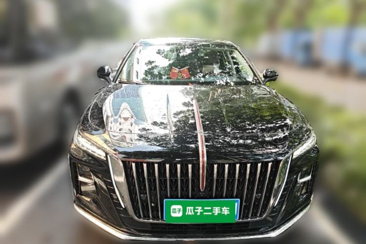 Used Hongqi H5 2025 2.0T Automatic Flag Edition – 500 000 Units Commemorative Version Front