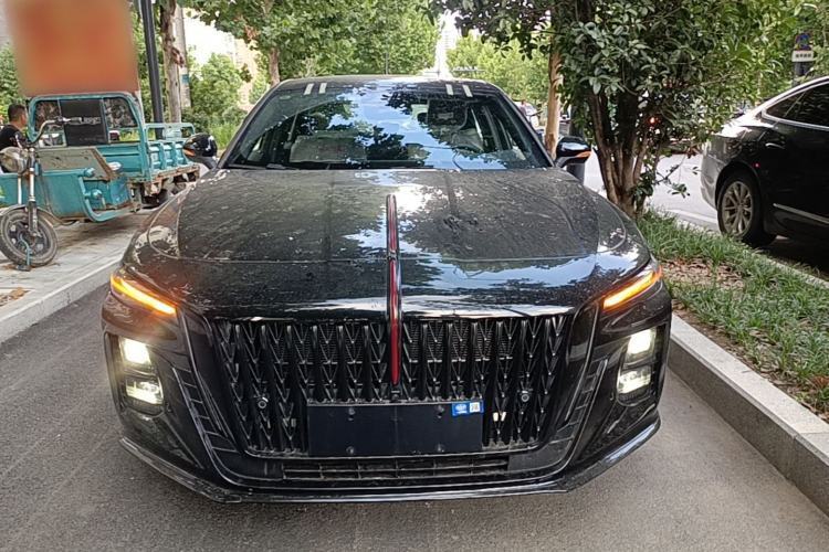 Used Hongqi H5 2025 Model 2.0T Automatic Xuan Ying 2 Million Units Commemorative Edition Front