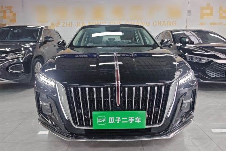 Used Hongqi H5 2025 2.0T Automatic Flag Edition – 500 000 Units Commemorative Version Front