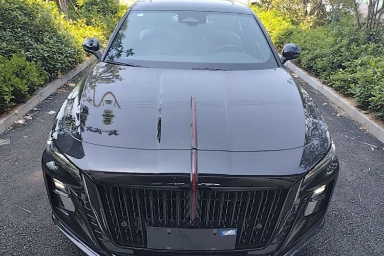 Used Hongqi H5 2025 2.0T Automatic Xuan Ying Edition Front