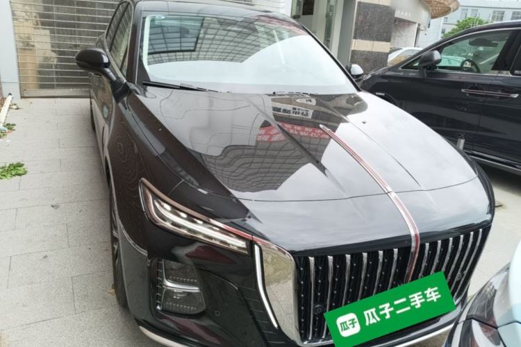 Used Hongqi H5 2025 2.0T Automatic Flag Edition – 500 000 Units Commemorative Version Front