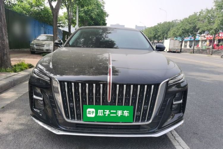 Used Hongqi H5 2025 2.0T Automatic Flag Edition – 500 000 Units Commemorative Version Front