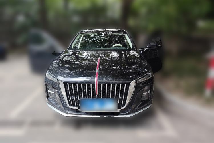 Used Hongqi H5 2025 2.0T Automatic Flag Edition – 500 000 Units Commemorative Version Front