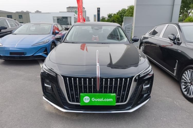 Used Hongqi H5 2025 2.0T Automatic Flag Edition – 500 000 Units Commemorative Version Front