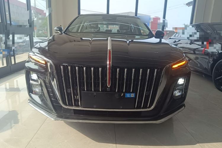 Used Hongqi H5 2025 2.0T Automatic Flag Edition – 500 000 Units Commemorative Version Front
