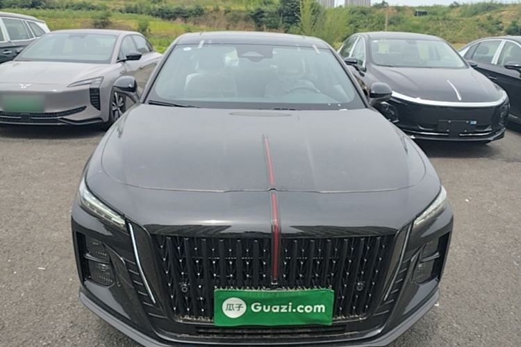 Used Hongqi H5 2025 Model 2.0T Automatic Xuan Ying 2 Million Units Commemorative Edition Front
