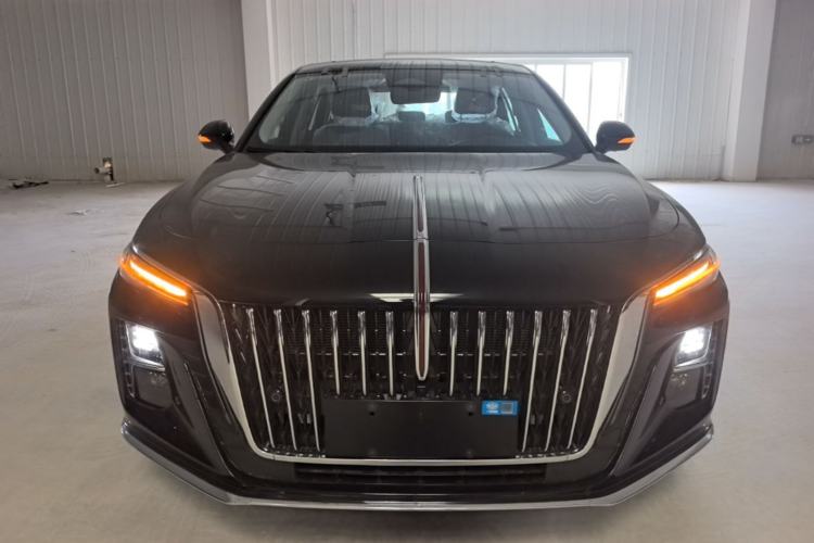 Used Hongqi H5 2025 2.0T Automatic Flag Edition – 500 000 Units Commemorative Version Front