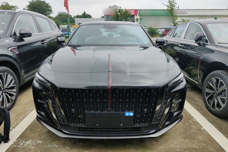 Used Hongqi H5 2025 1.5T DCT Xuan Ying Edition Front